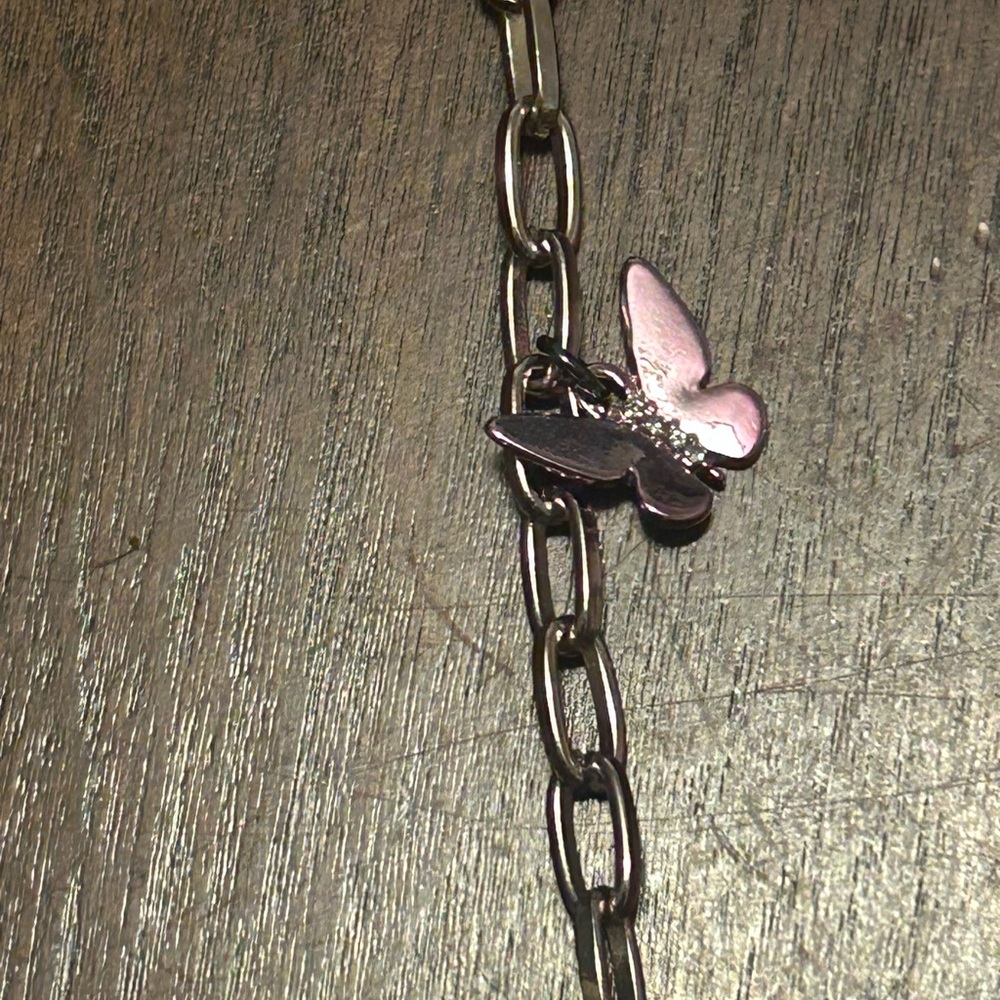 BETSEY JOHNSON DAISY NECKLACE - Picture 2 of 4